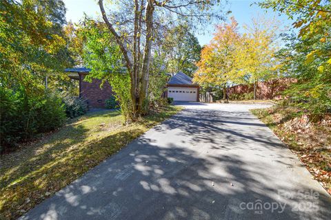 785 Rothmoor Drive NE Concord NC 28025