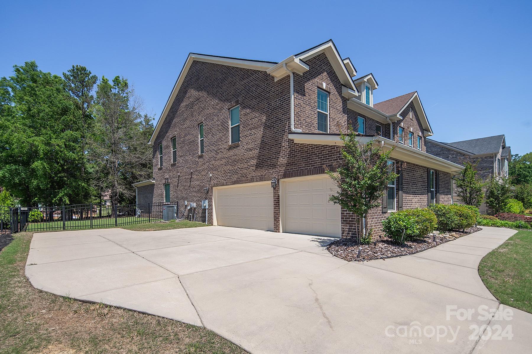 Cureton - Residential