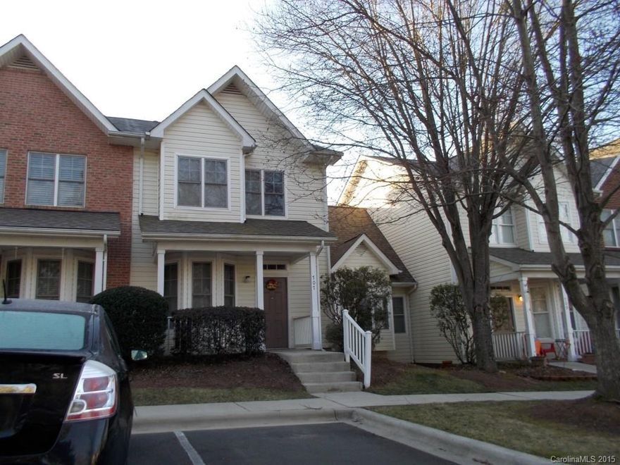 Lovely well maintained townhome.