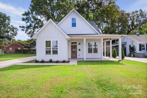 Photo of 2420 Grimes Street, Charlotte, NC 28206 (MLS # 4311163)