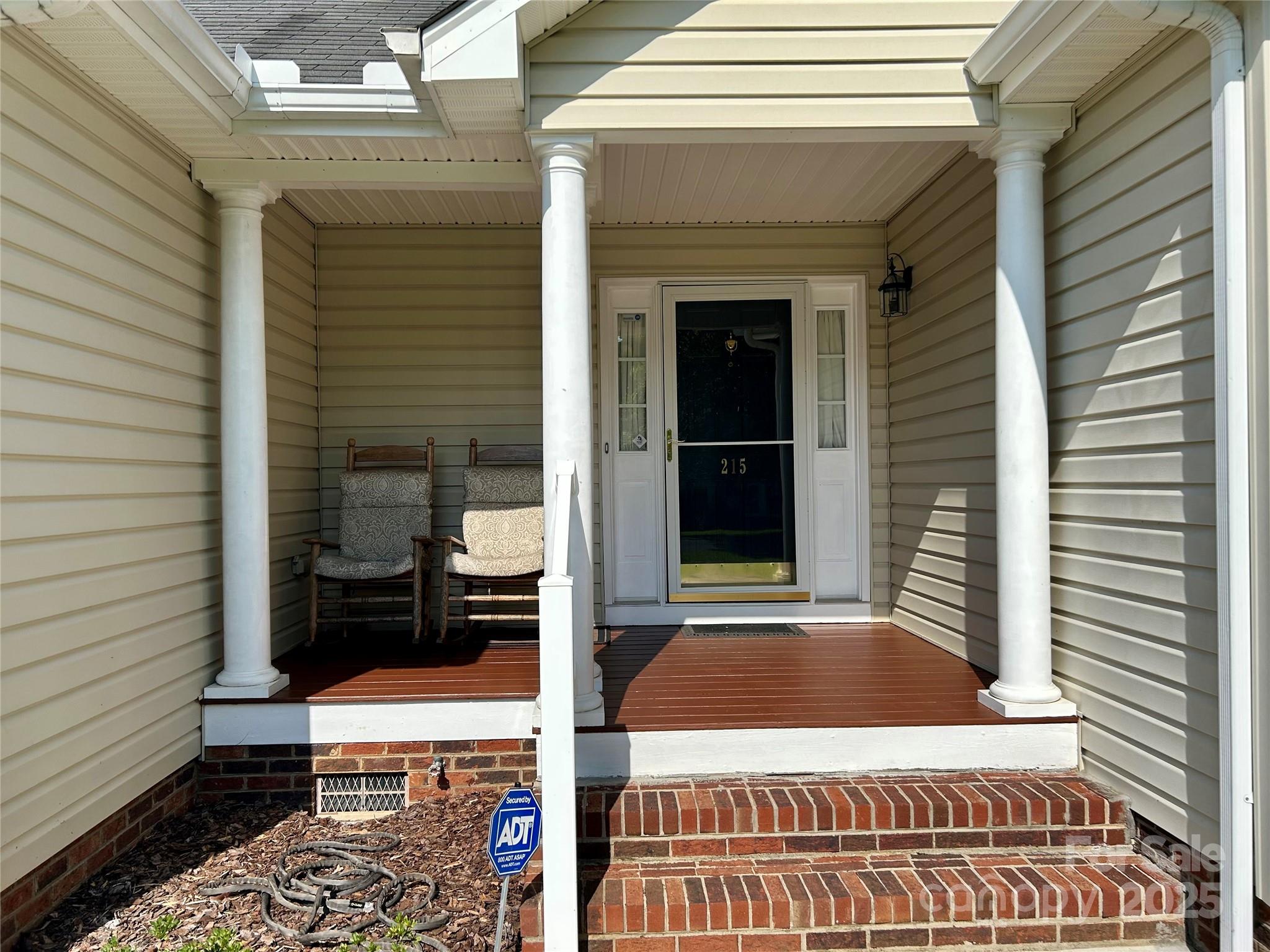 215 Autumn Chapel Drive