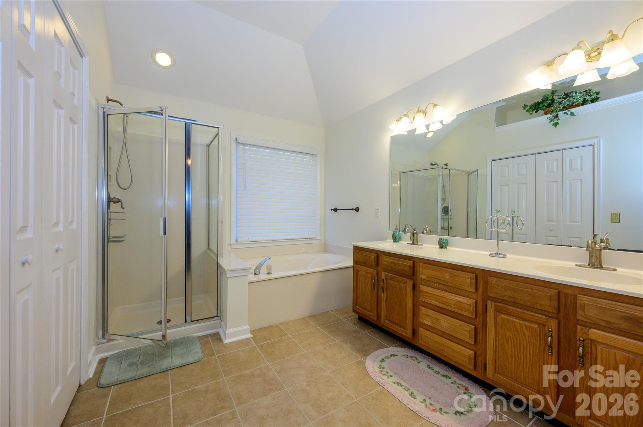 Hunters Gate - Residential