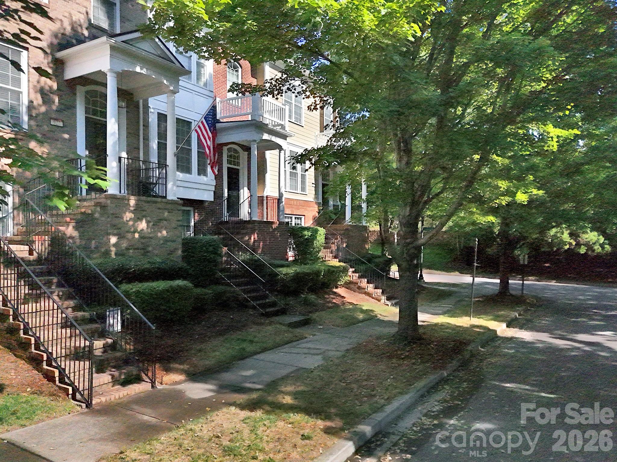927 Lyndley Drive