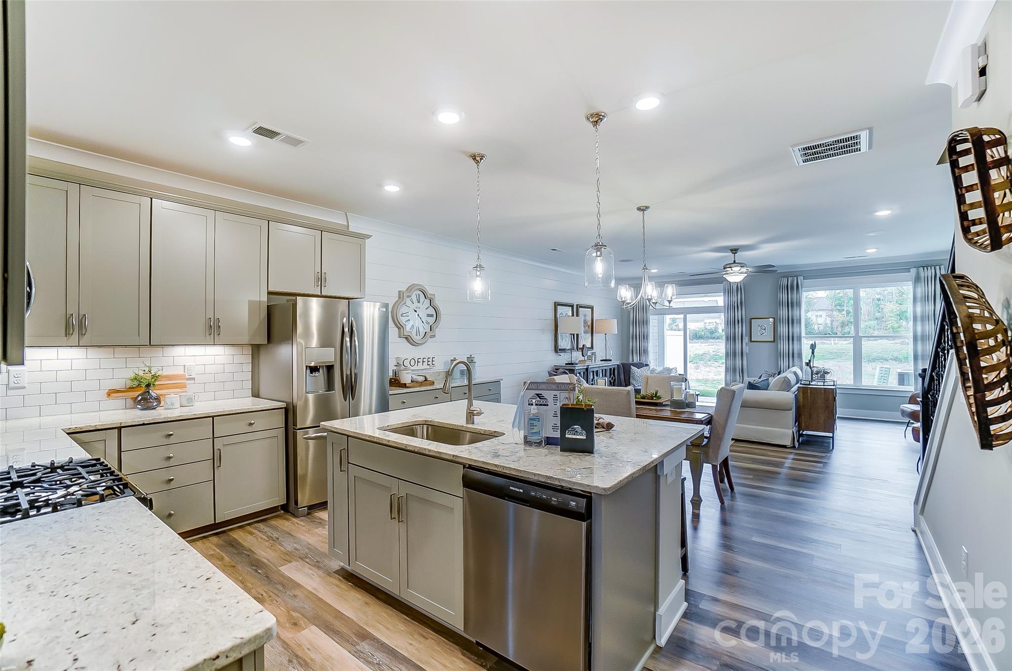 4095 Rothwood Lane