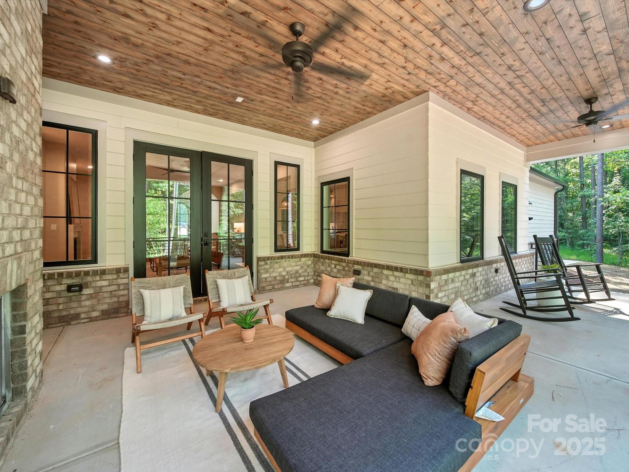 Riverchase Estates - Residential