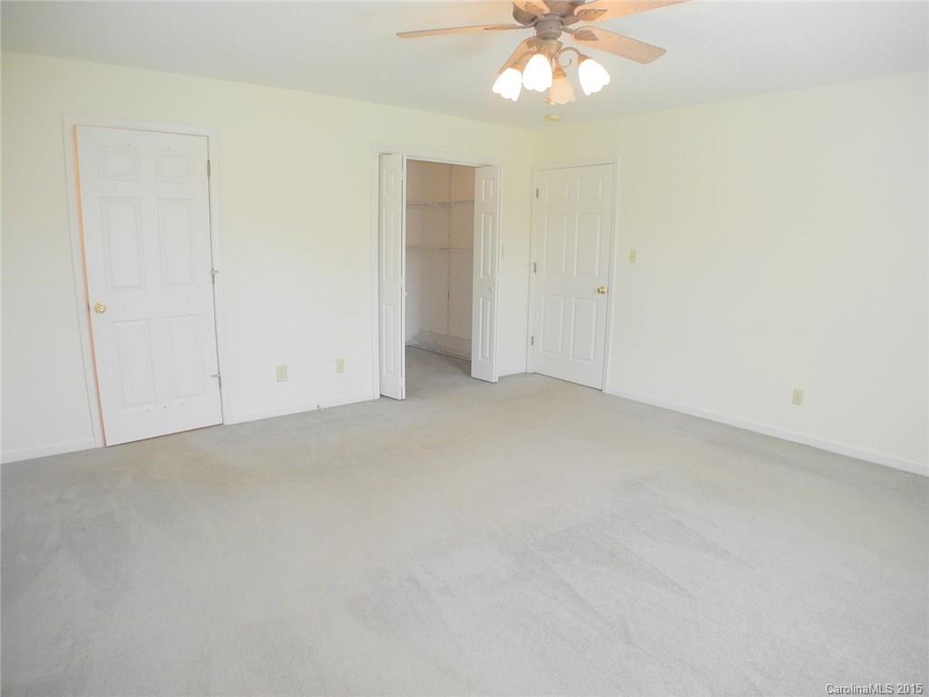 Evelyn Chestnutt 01 - Residential