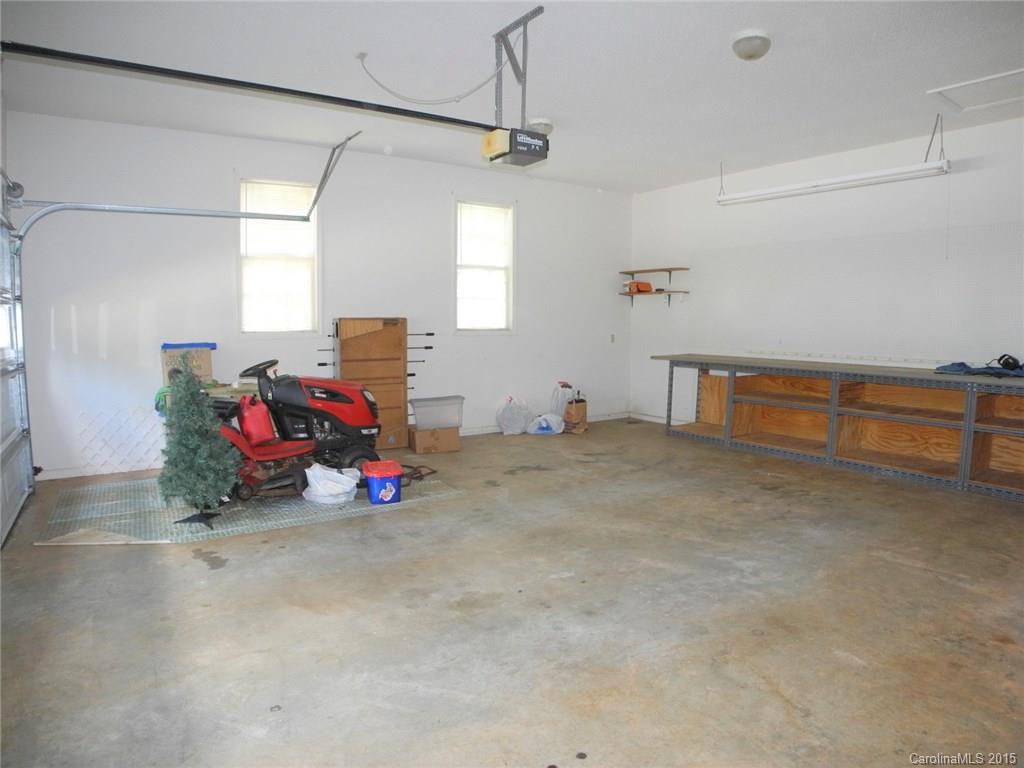 Evelyn Chestnutt 01 - Residential