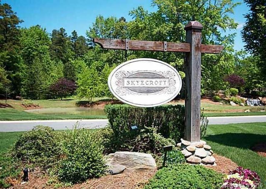 Spectacular Gated Community! Very close to Weddington elementary, middle and high schools. Amenities include Clubhouse with Junior Olympic sized Pool, lighted Tennis Courts, Walking Trails, and a Playground.
