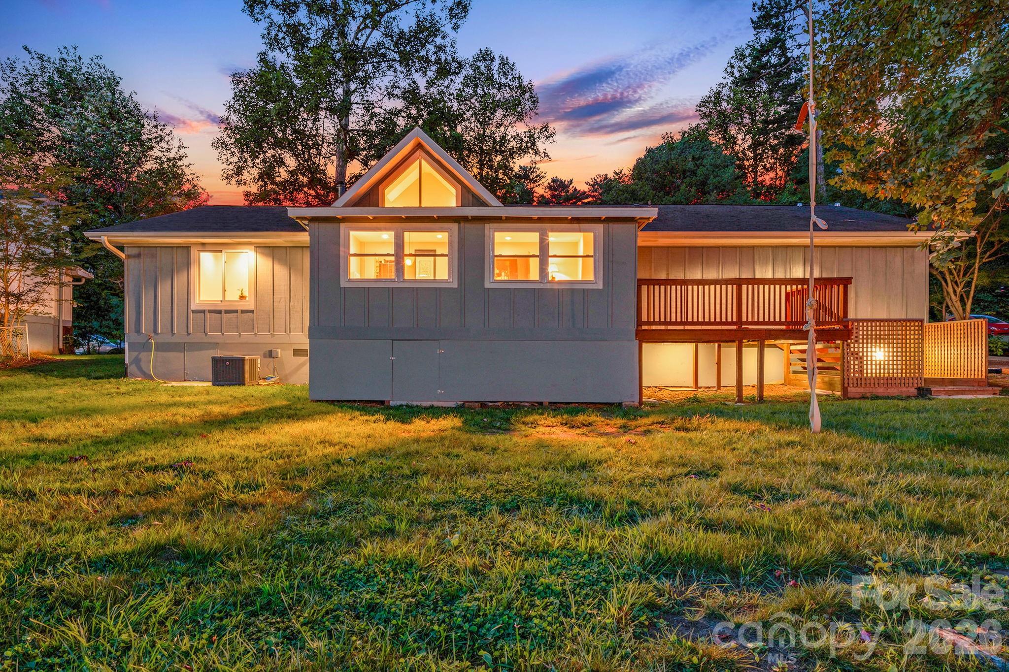 35 Golden Oaks Lane