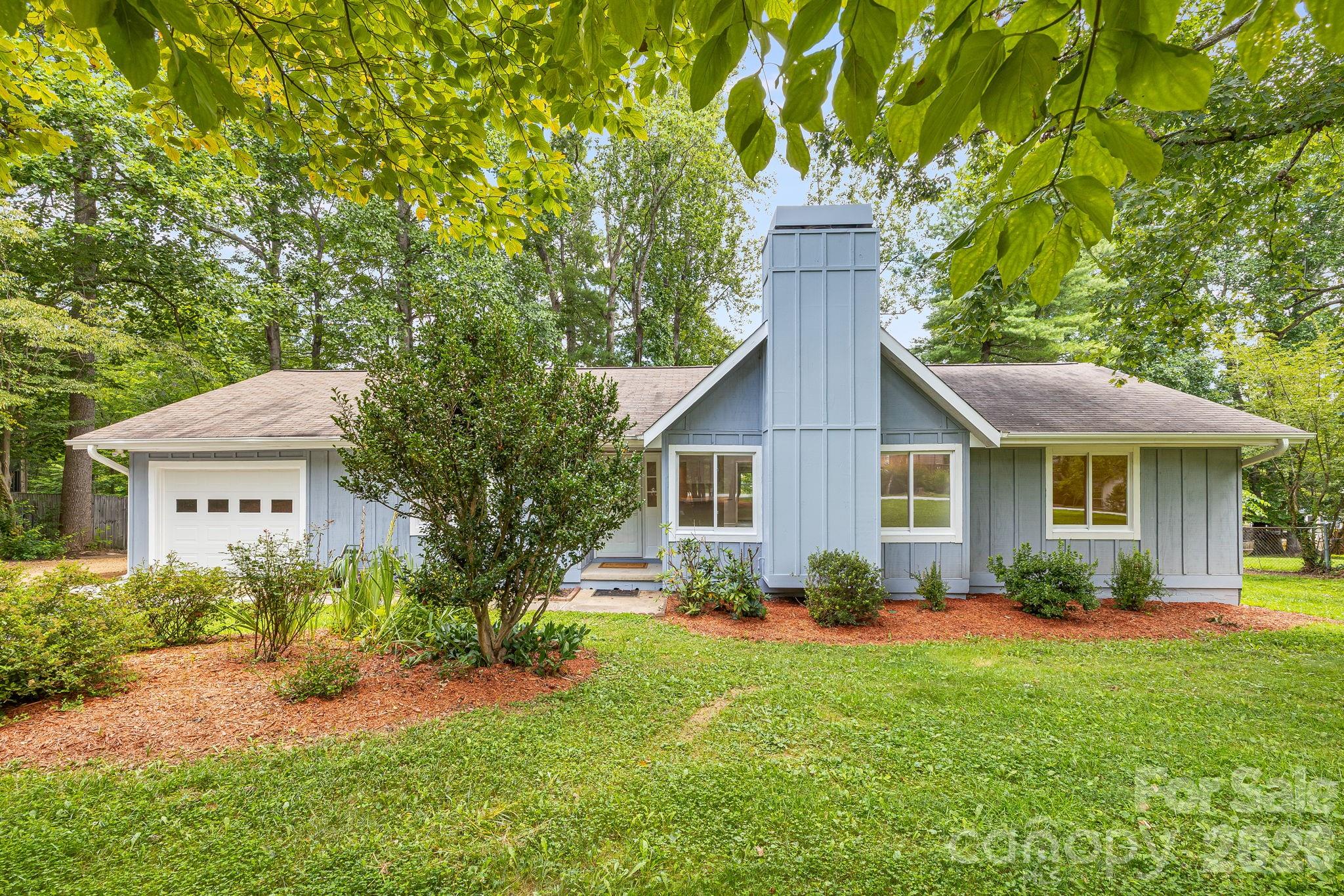 35 Golden Oaks Lane