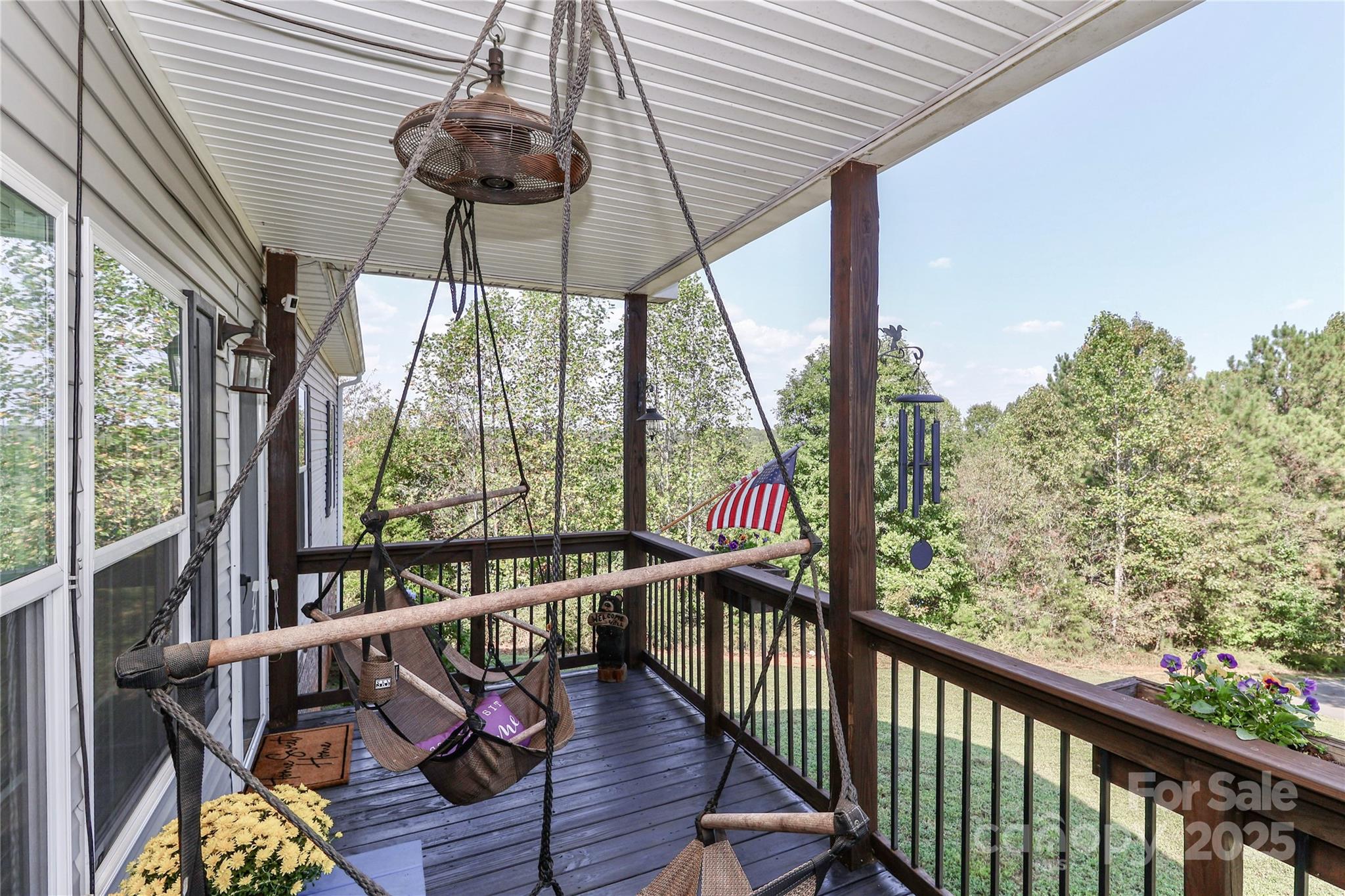 192 Apple Valley Lane