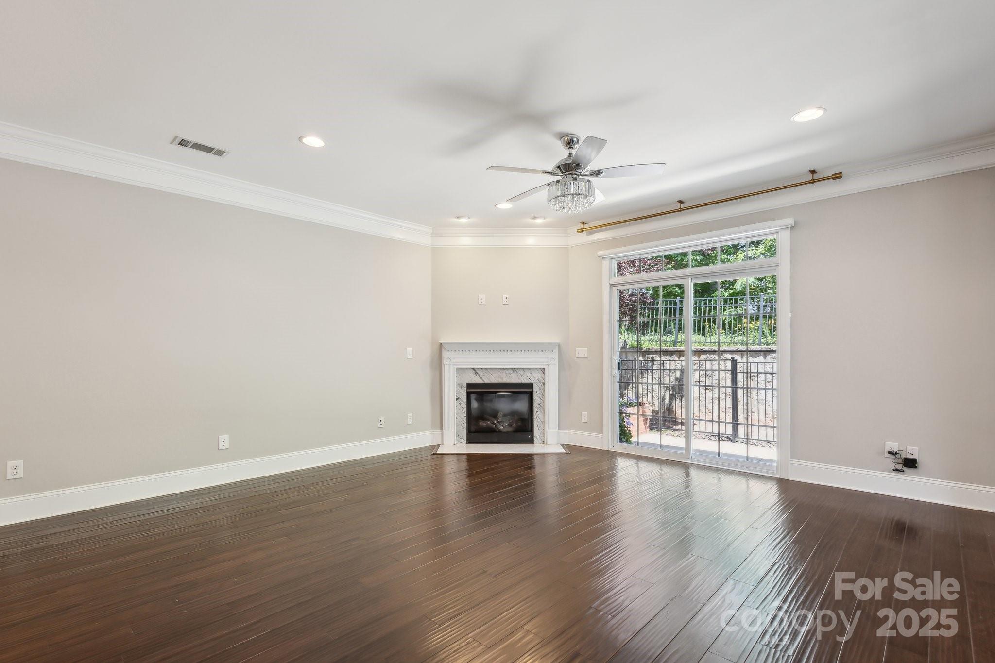 Beacon Knoll Villas - Residential