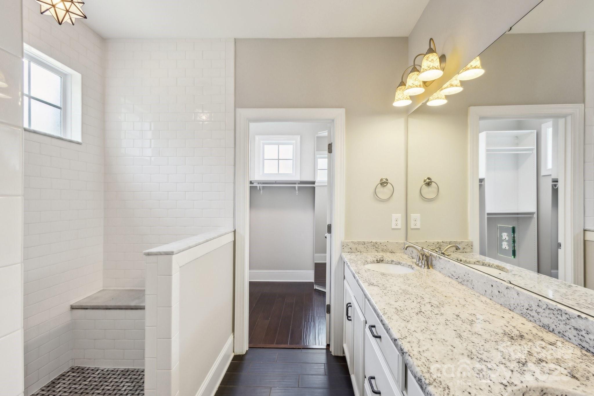 Beacon Knoll Villas - Residential