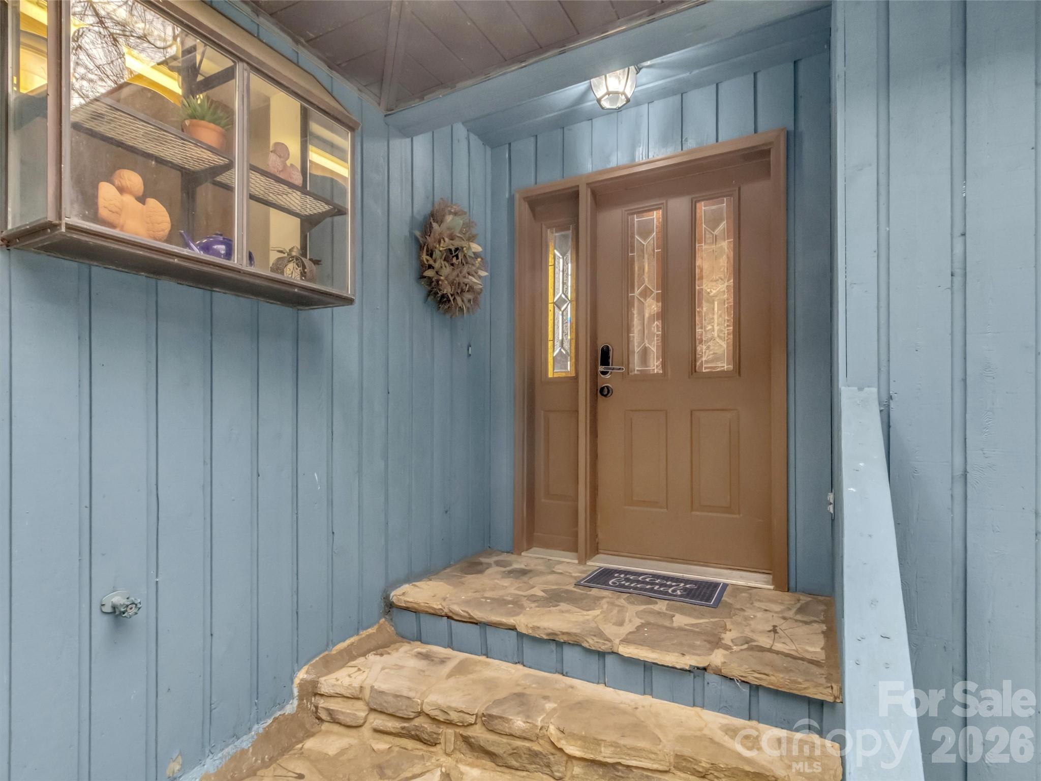 2445 S Lakeshore Drive