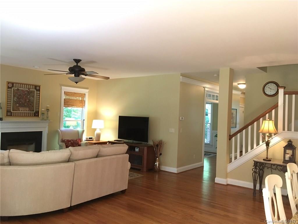 Lake Shore - Residential
