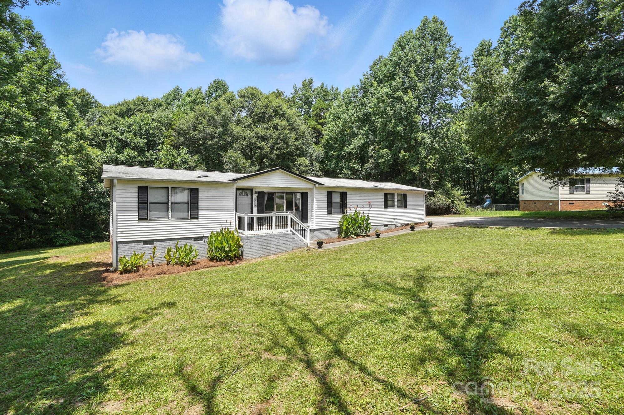222 Laramie Drive