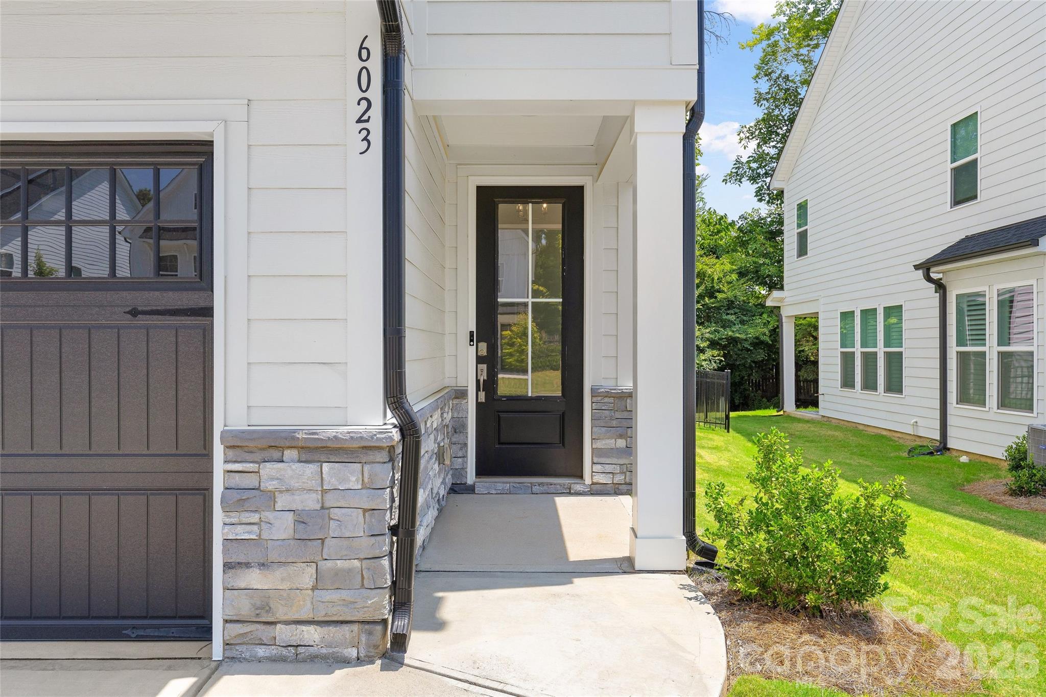 6023 Corbin Woods Court