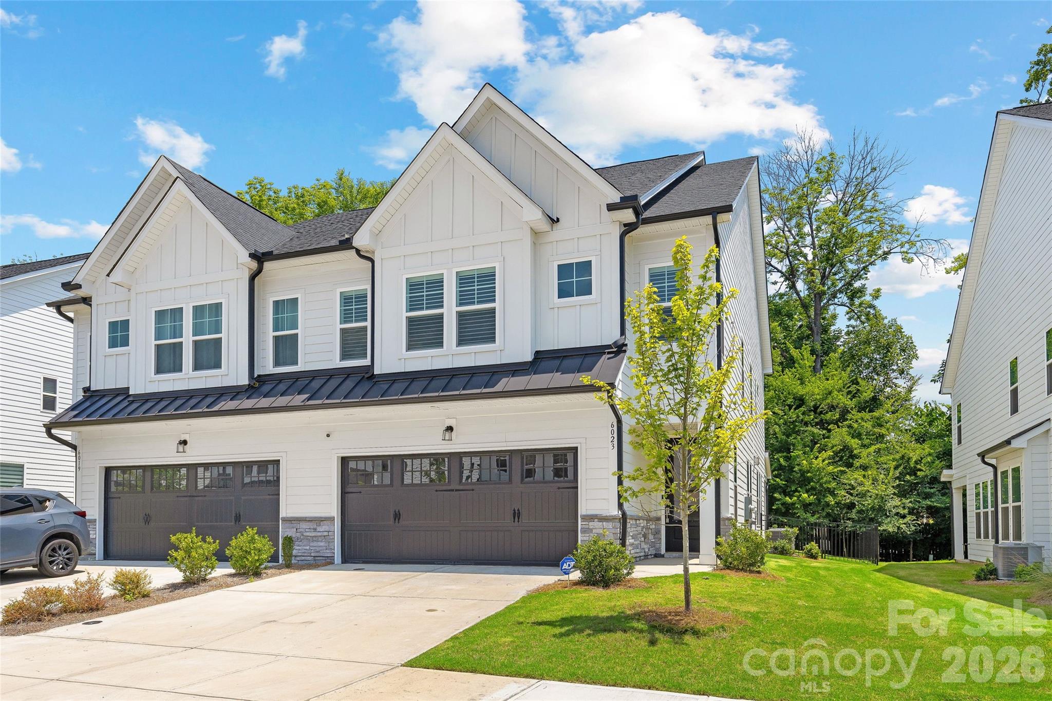 6023 Corbin Woods Court