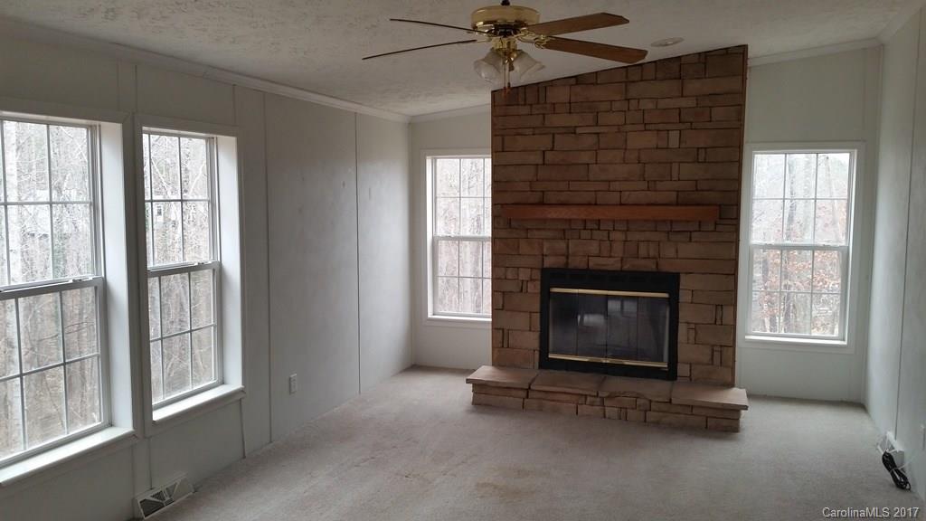 Evelyn Acres - Residential