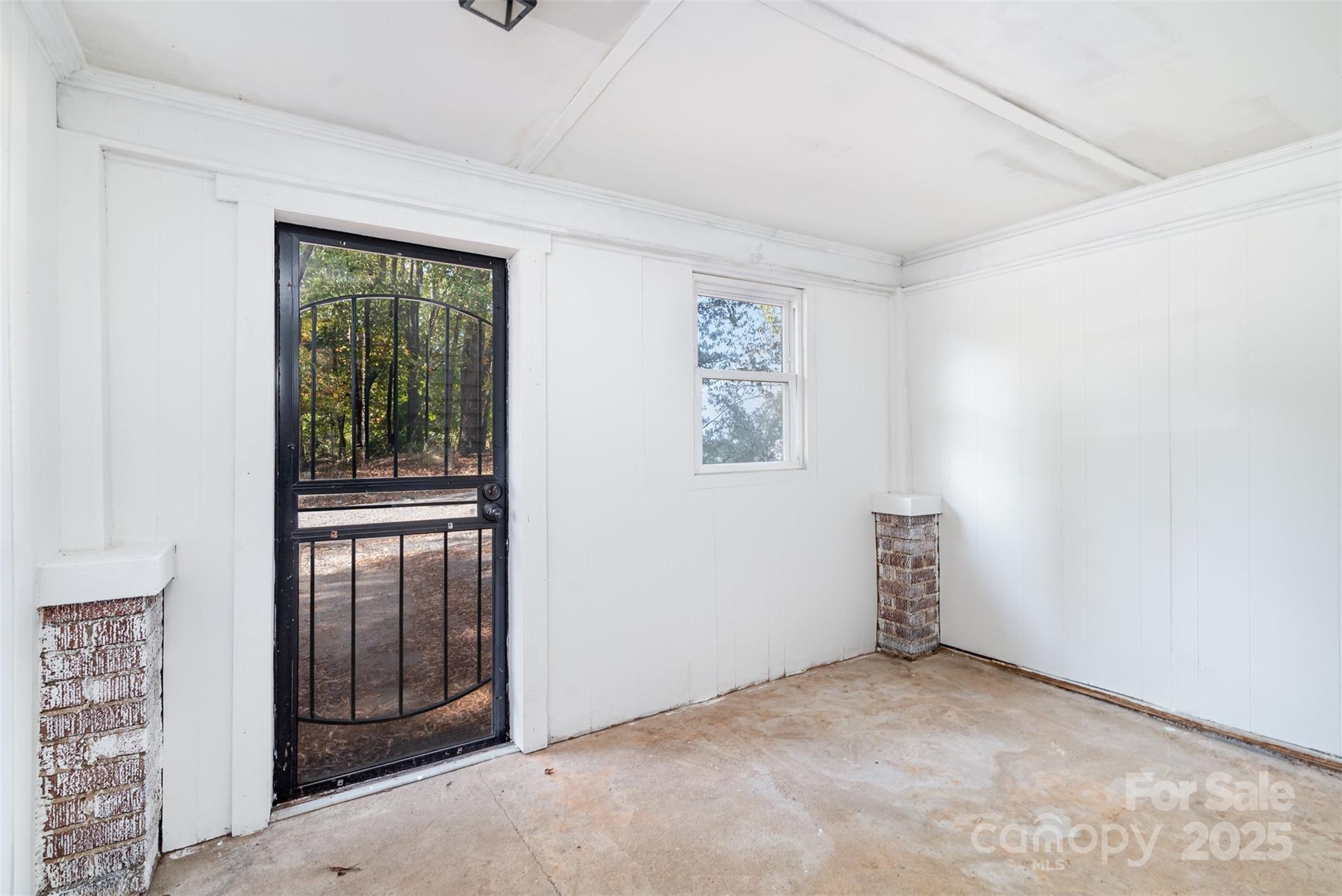 1224 Hollywood Terrace