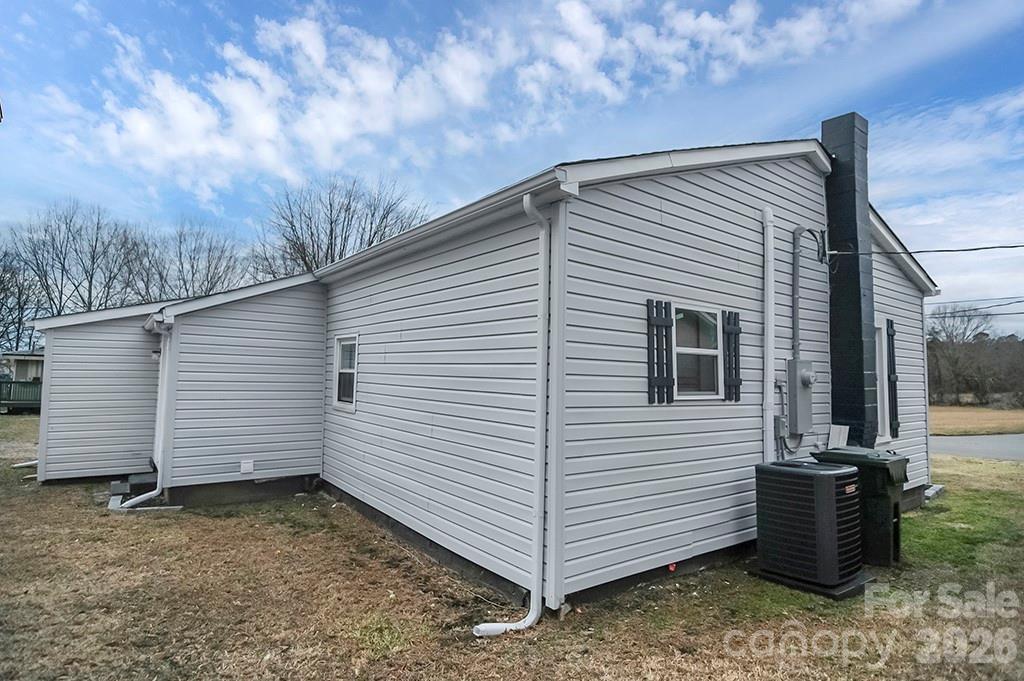 301 Jc Dellinger Road