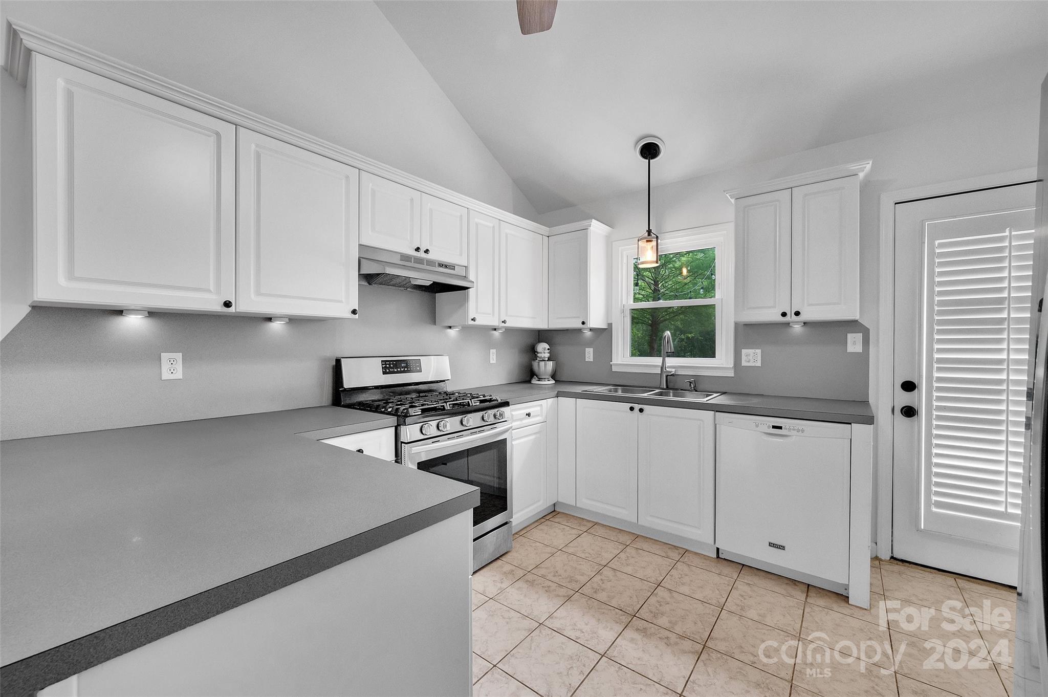 Red Oaks - Residential