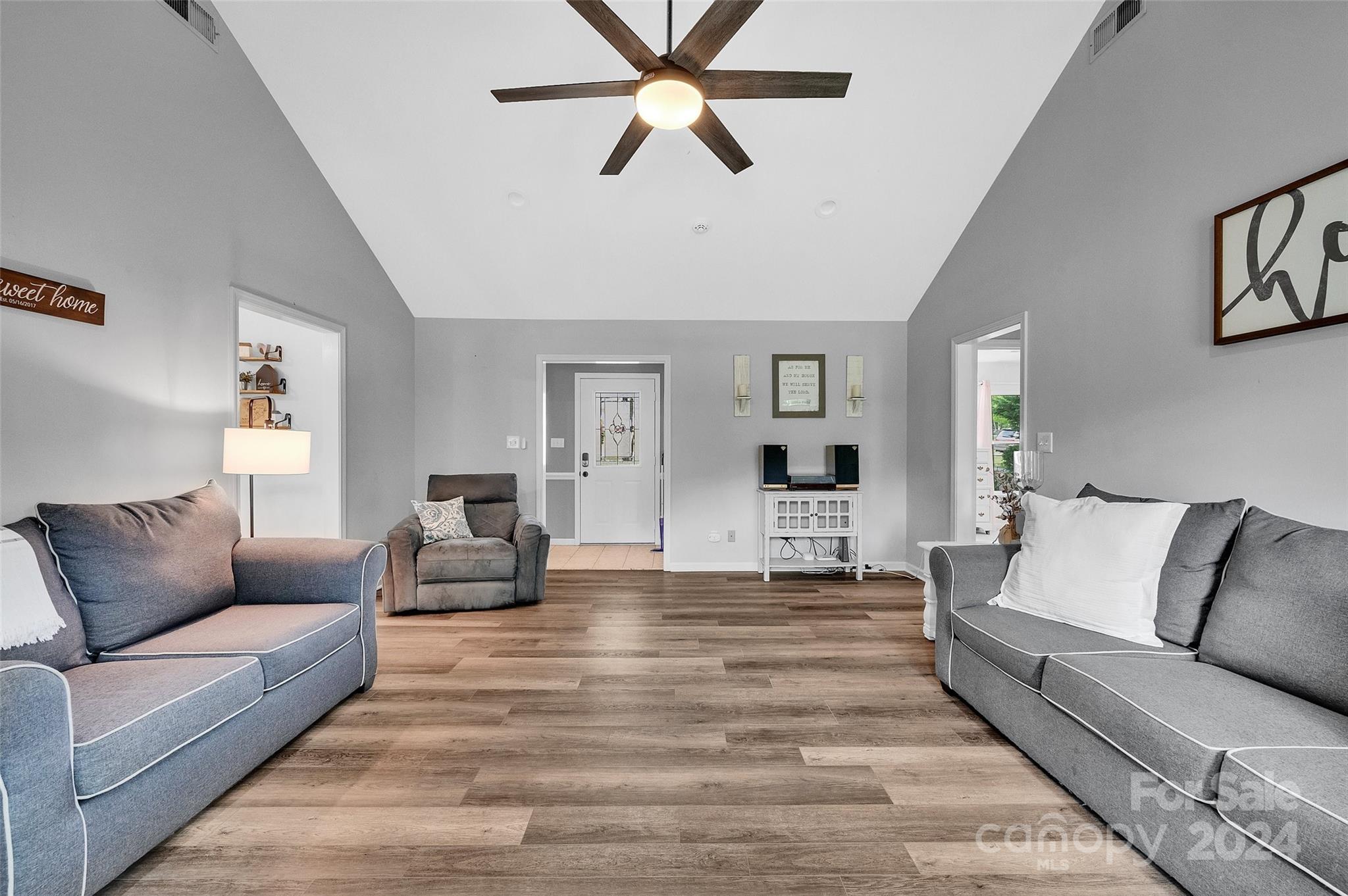 Red Oaks - Residential