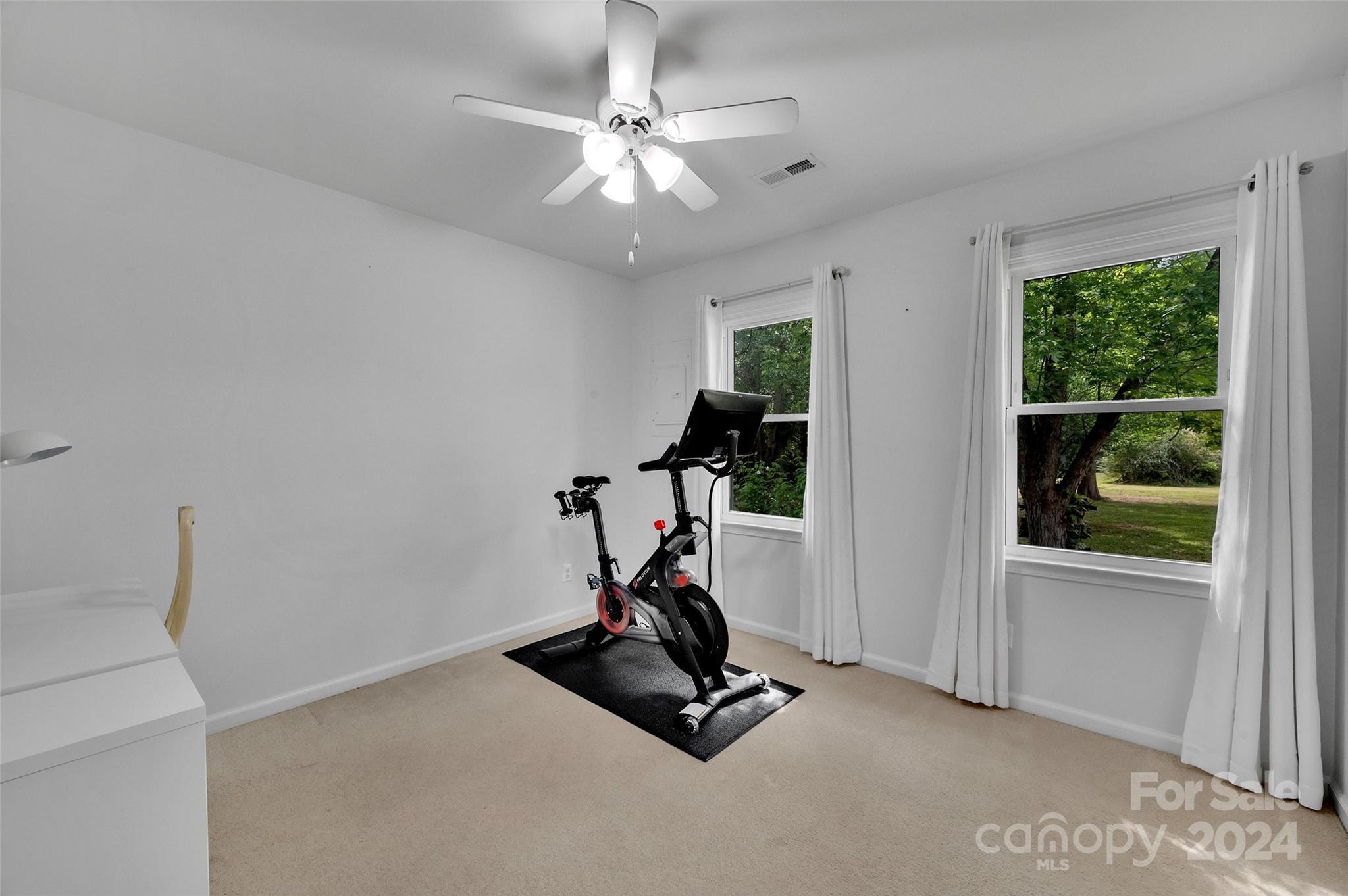 Red Oaks - Residential