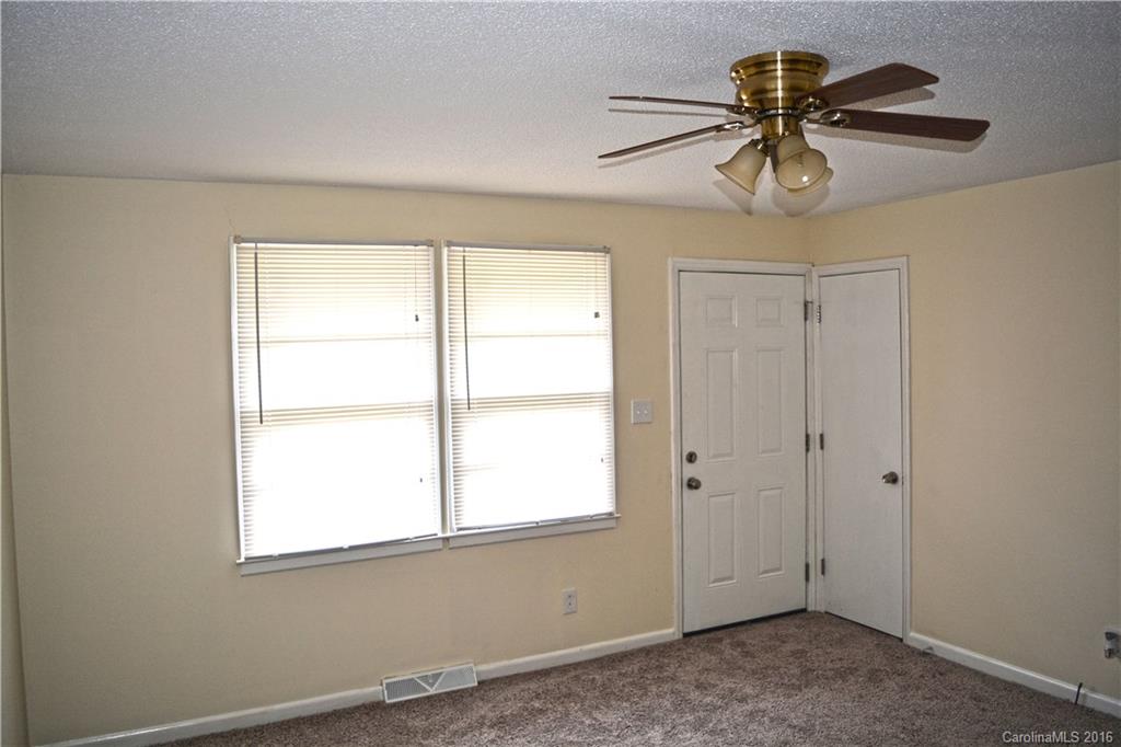 Oakwood Acres - Residential