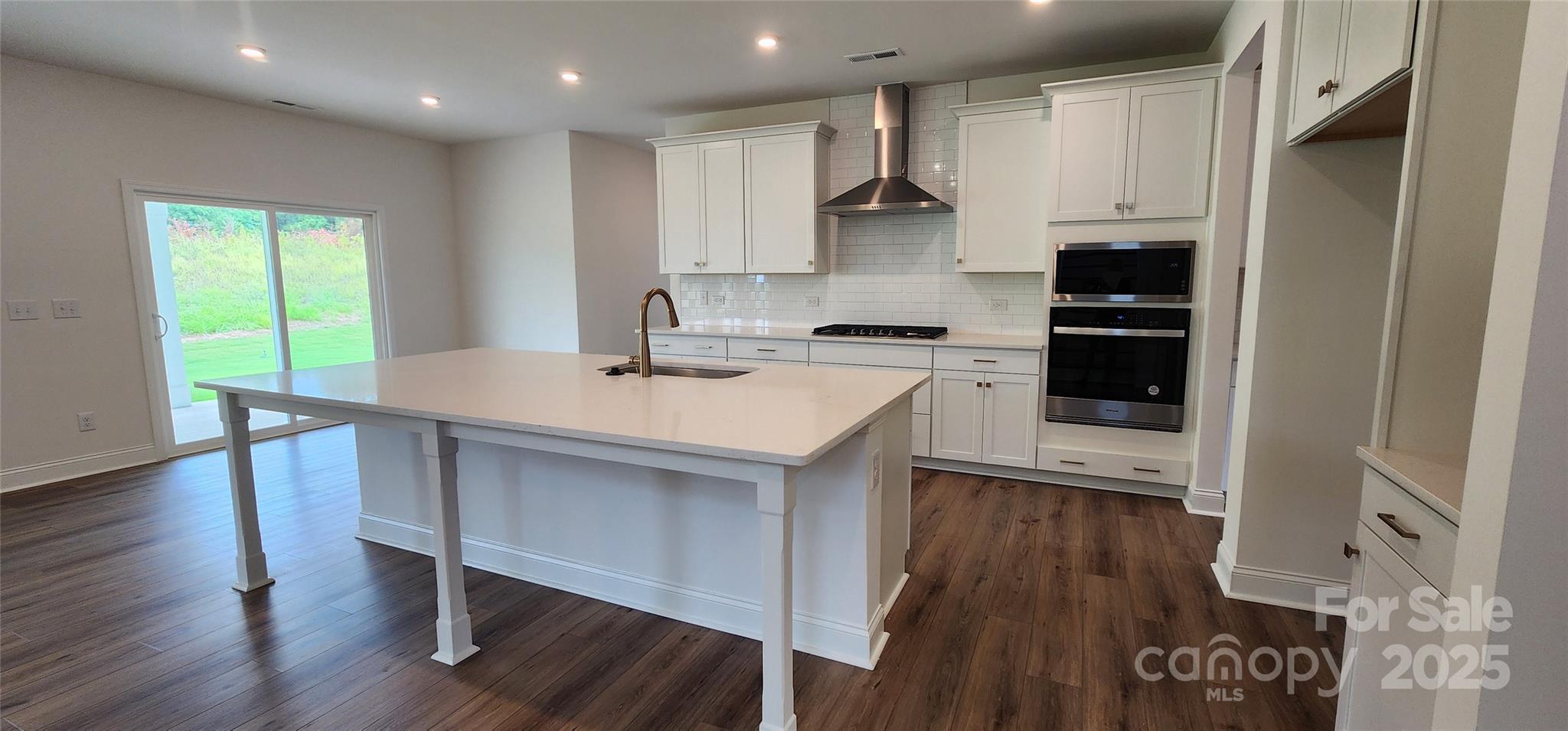 Lakeside Glen - Residential