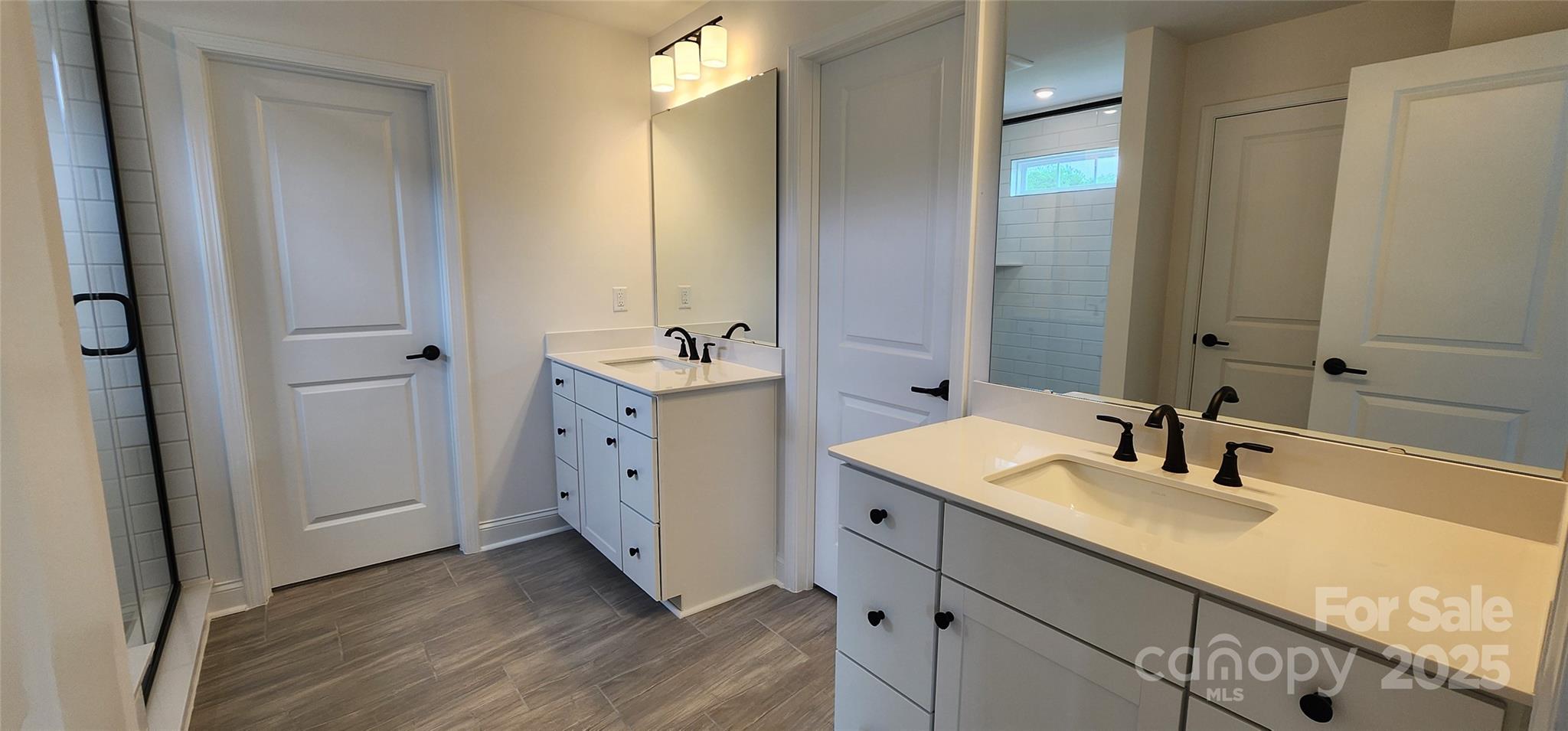 Lakeside Glen - Residential