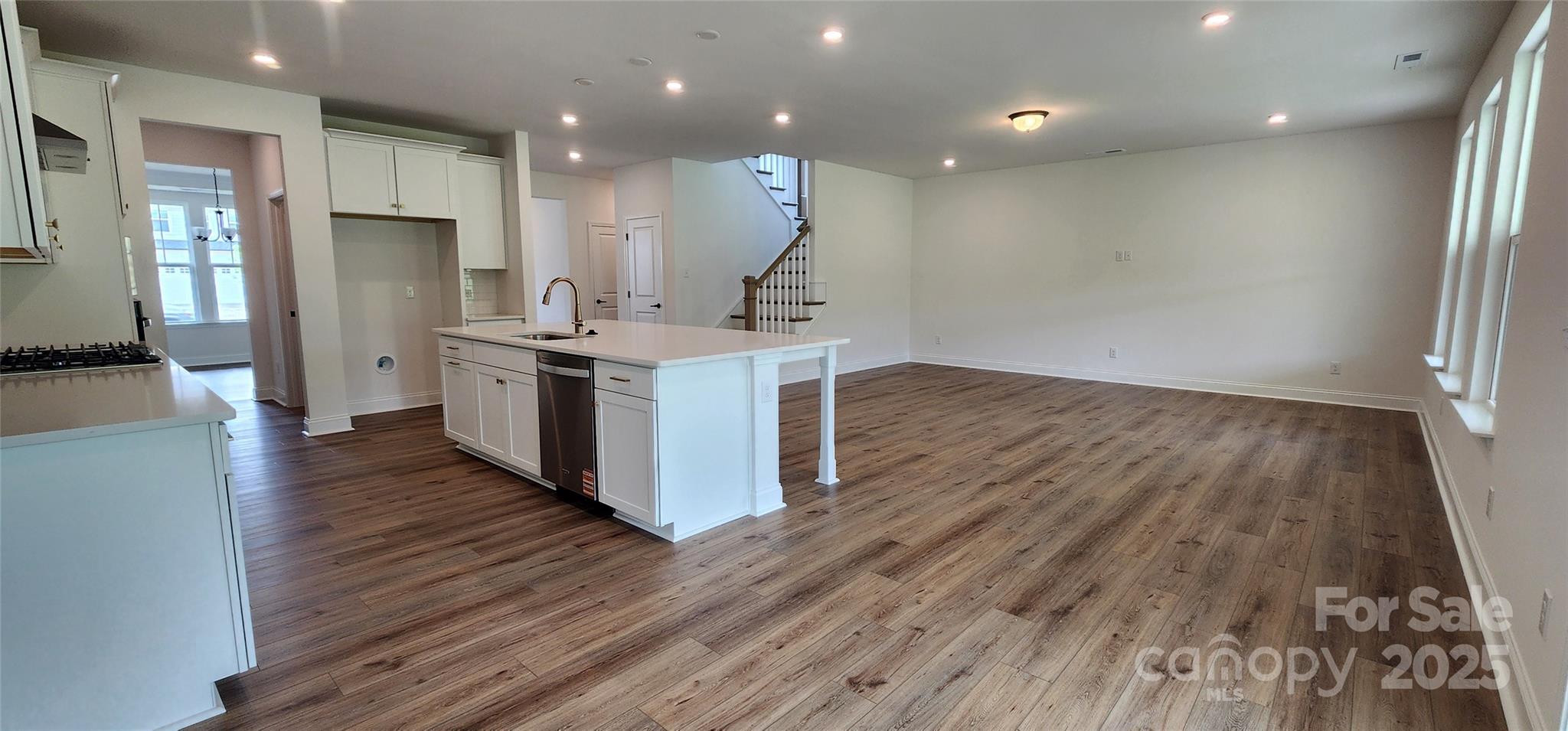 Lakeside Glen - Residential