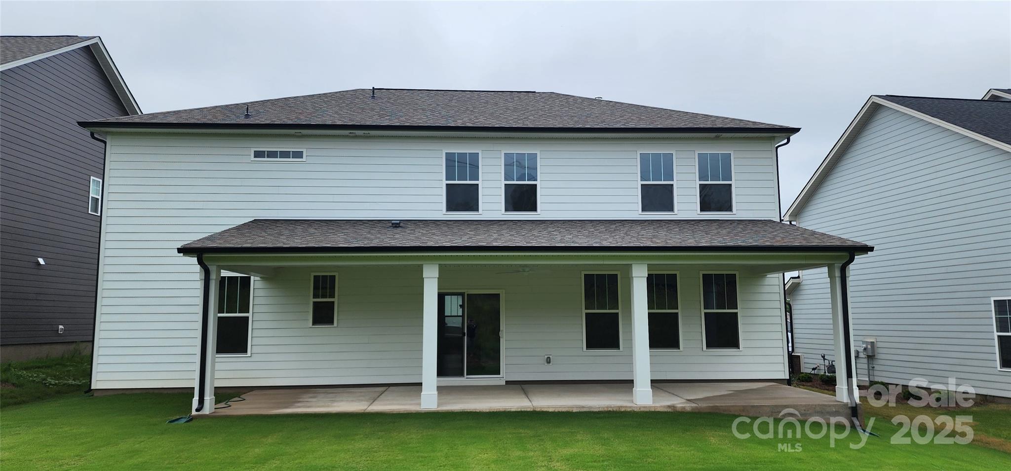 Lakeside Glen - Residential