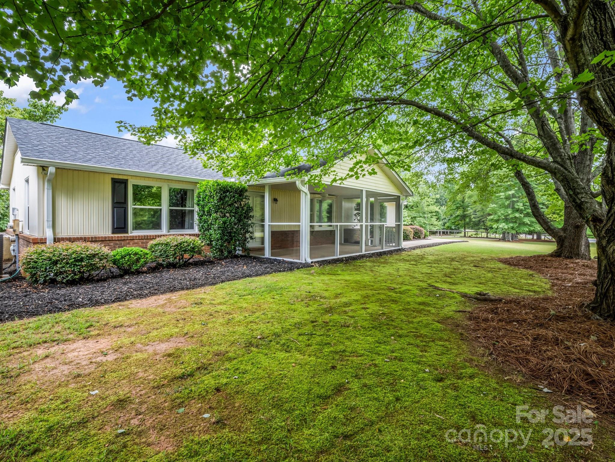 1320 Little Mountain Road