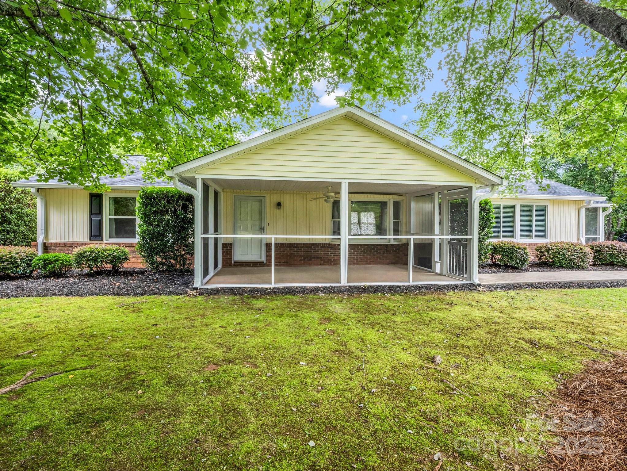 1320 Little Mountain Road