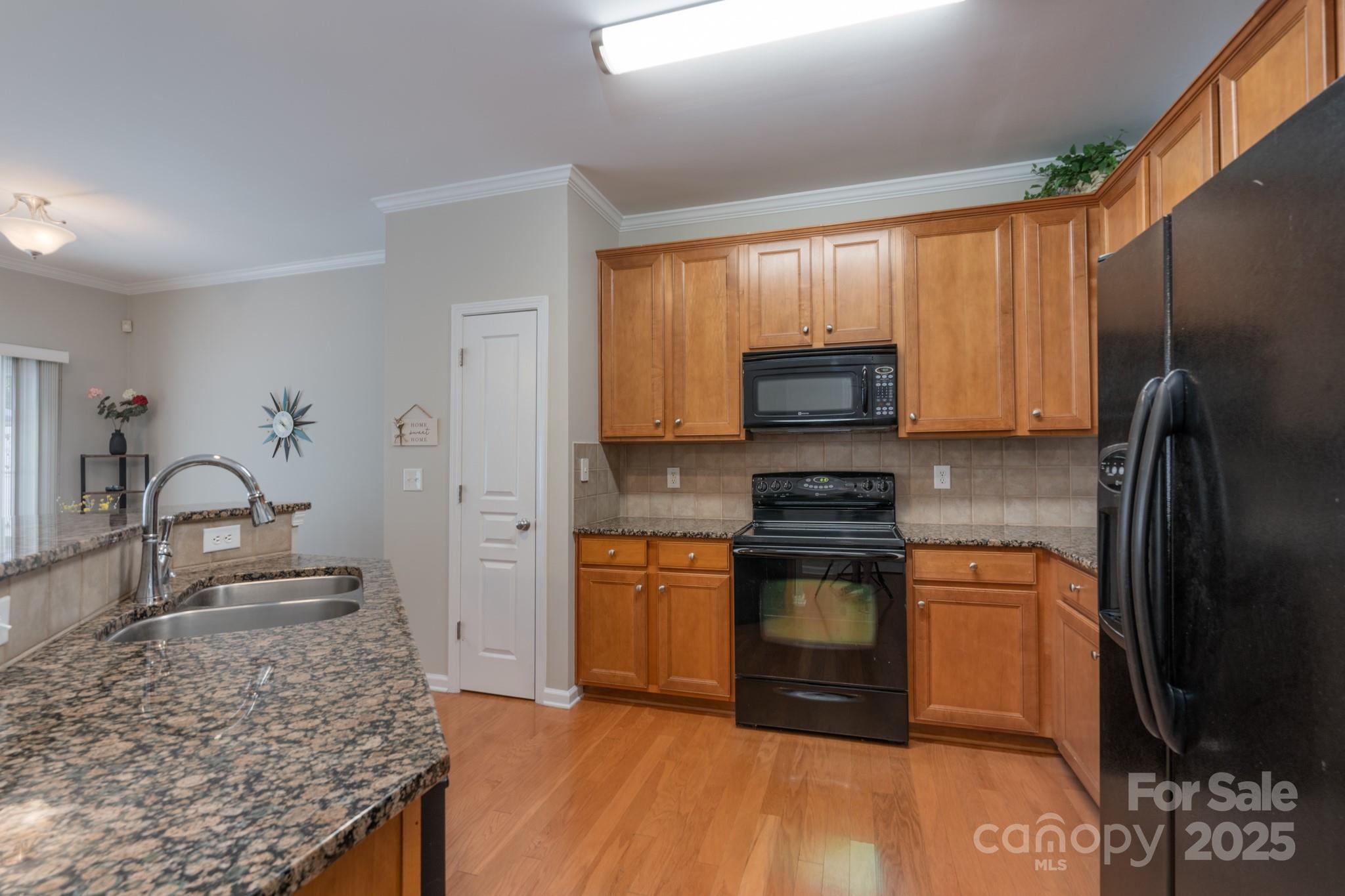 Ridge Pointe - Residential