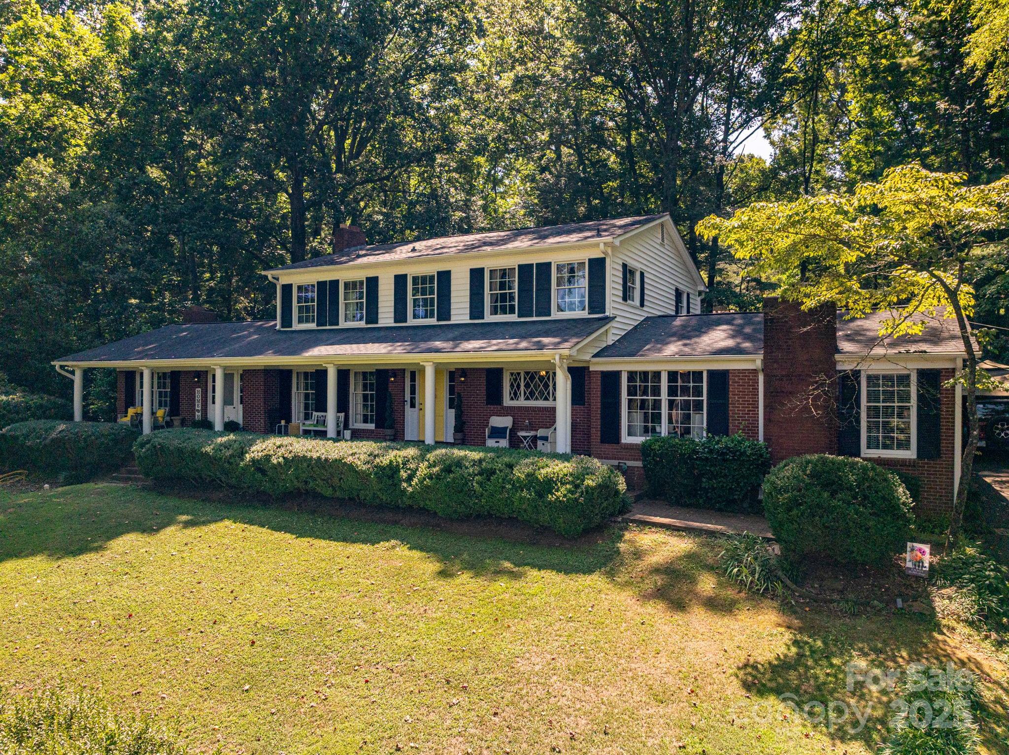 1055 Fairway Lane