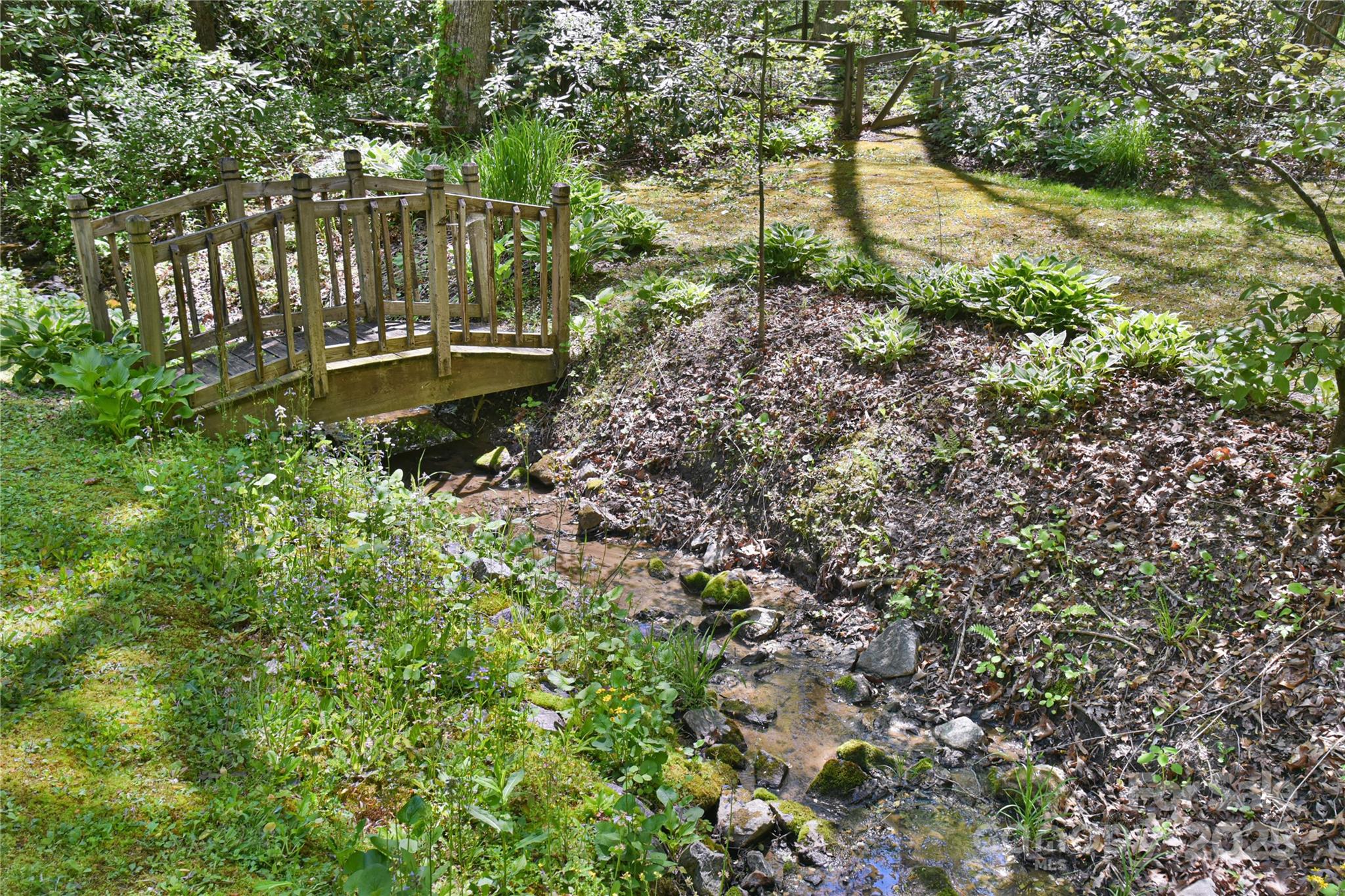 145 Fox Glen Drive
