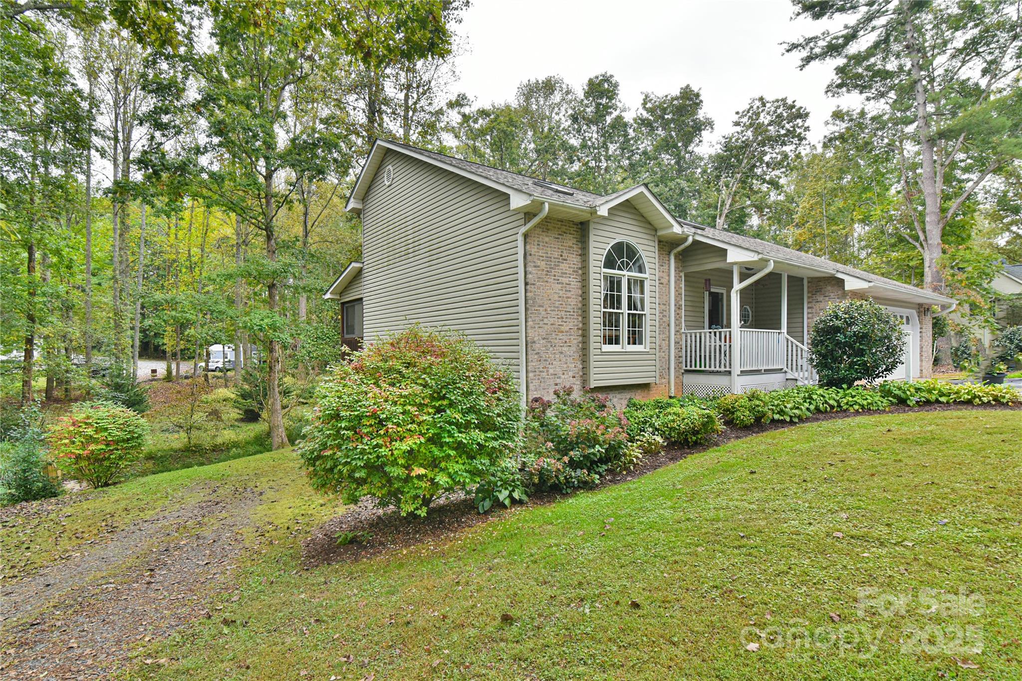 145 Fox Glen Drive