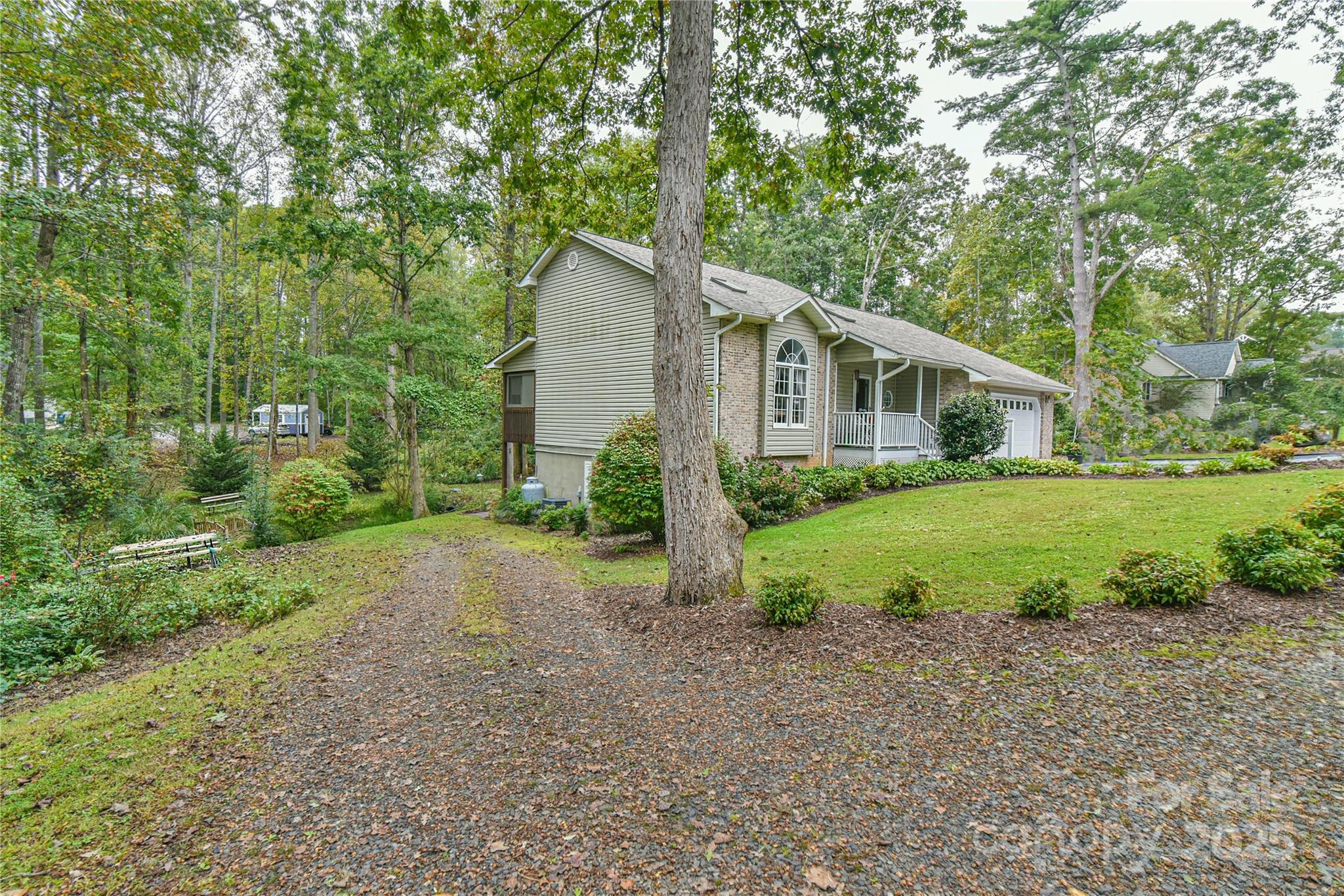 145 Fox Glen Drive