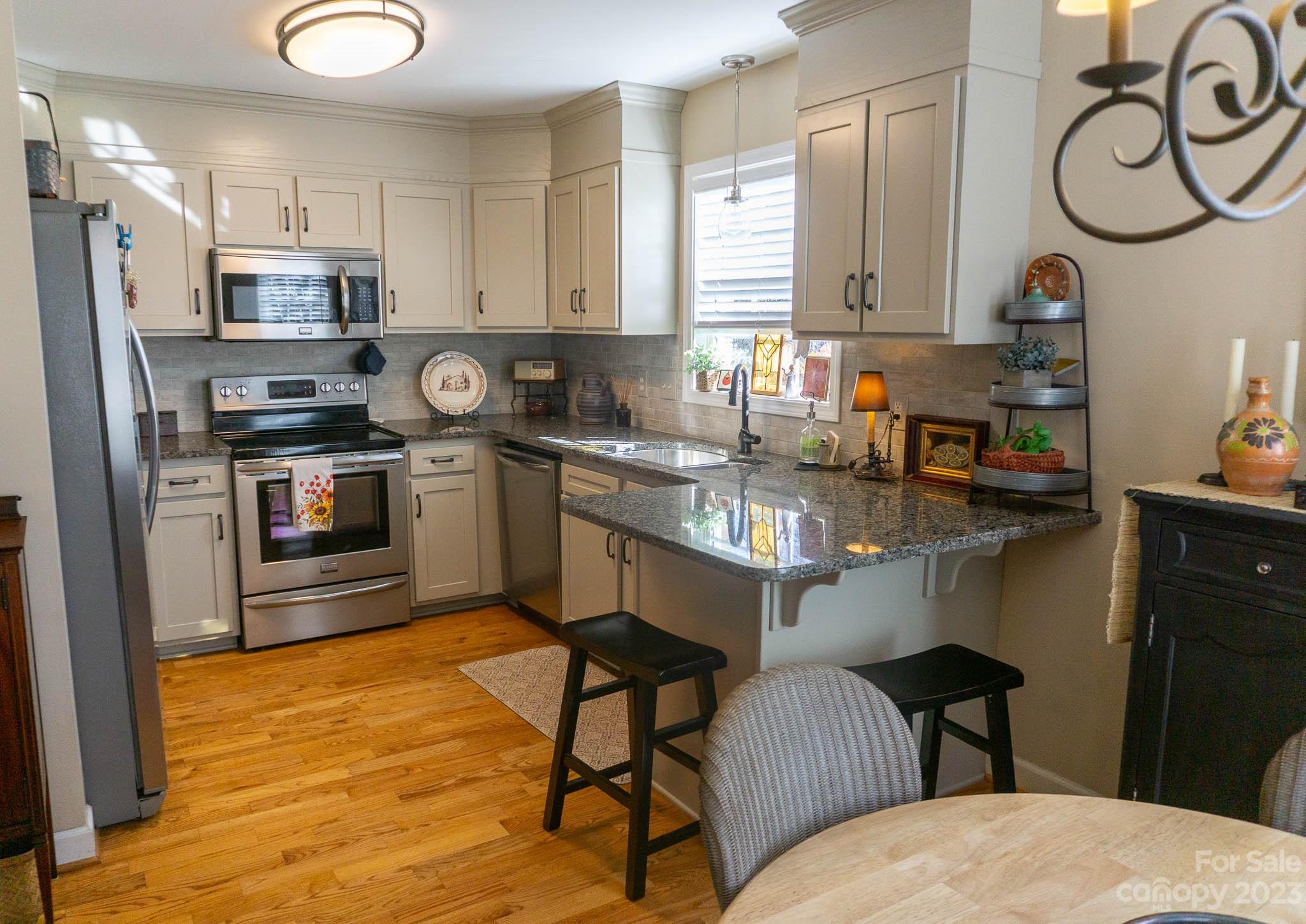 Meadow Creek - Residential