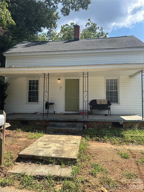 Photo of 97 Peachtree Avenue NW, Concord, NC 28025 (MLS # 4426967)