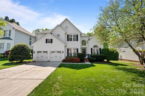 Photo of 13338 Fremington Road, Huntersville, NC 28078 (MLS # 4345811)