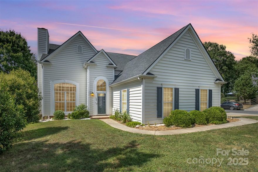 Tucked away on a quiet cul-de-sac in a desirable South Charlotte location, this move-in ready 3 bedroom, 2.5 bath home with loft has been thoughtfully updated & is ready for its next owner. Step inside to find fresh paint, new carpet, updated light fixtures, & custom blinds. The two-story living room is filled with natural light, creating an open and airy feel that flows into the dining area and kitchen featuring stainless steel appliances. The spacious primary suite is conveniently located on the main level, while upstairs includes two additional bedrooms and an open loft—perfect for a craft space, home office, additional living area, or easily enclosed for a 4th bedroom. Outside, enjoy entertaining on a newer deck overlooking the private backyard. Major systems have been updated with a roof (2018) and HVAC (2017). Neighborhood amenities include a pool, playground, and pickleball courts—come enjoy everything this community has to offer!