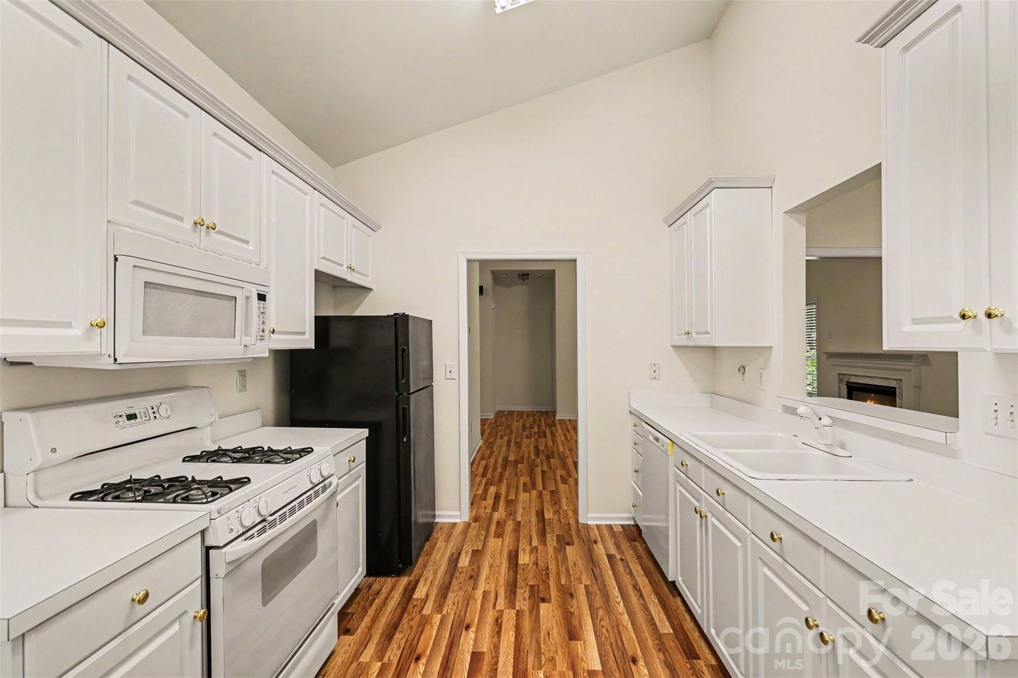 2922 Tallard Lane