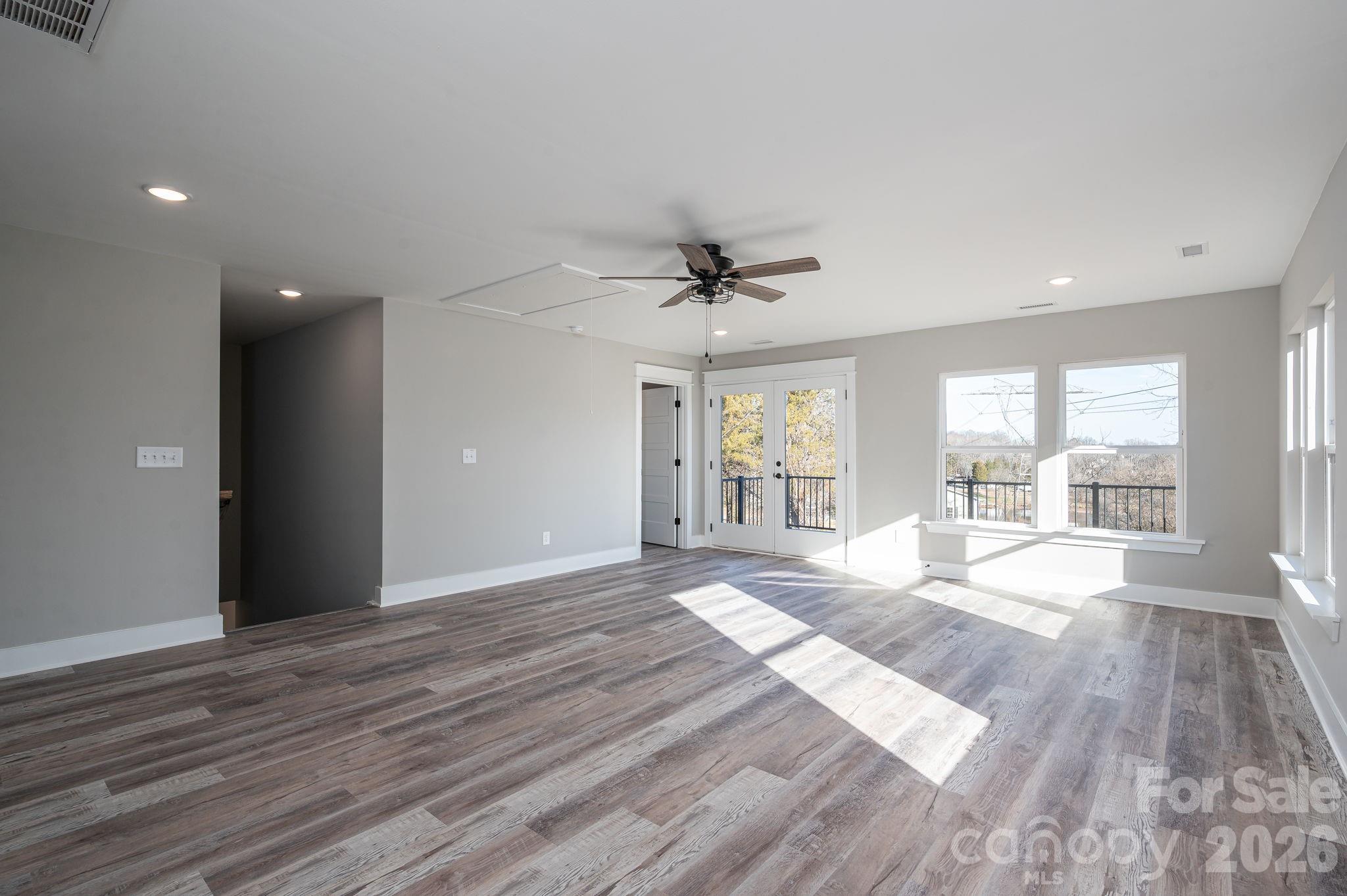 Cozy Cove - Residential