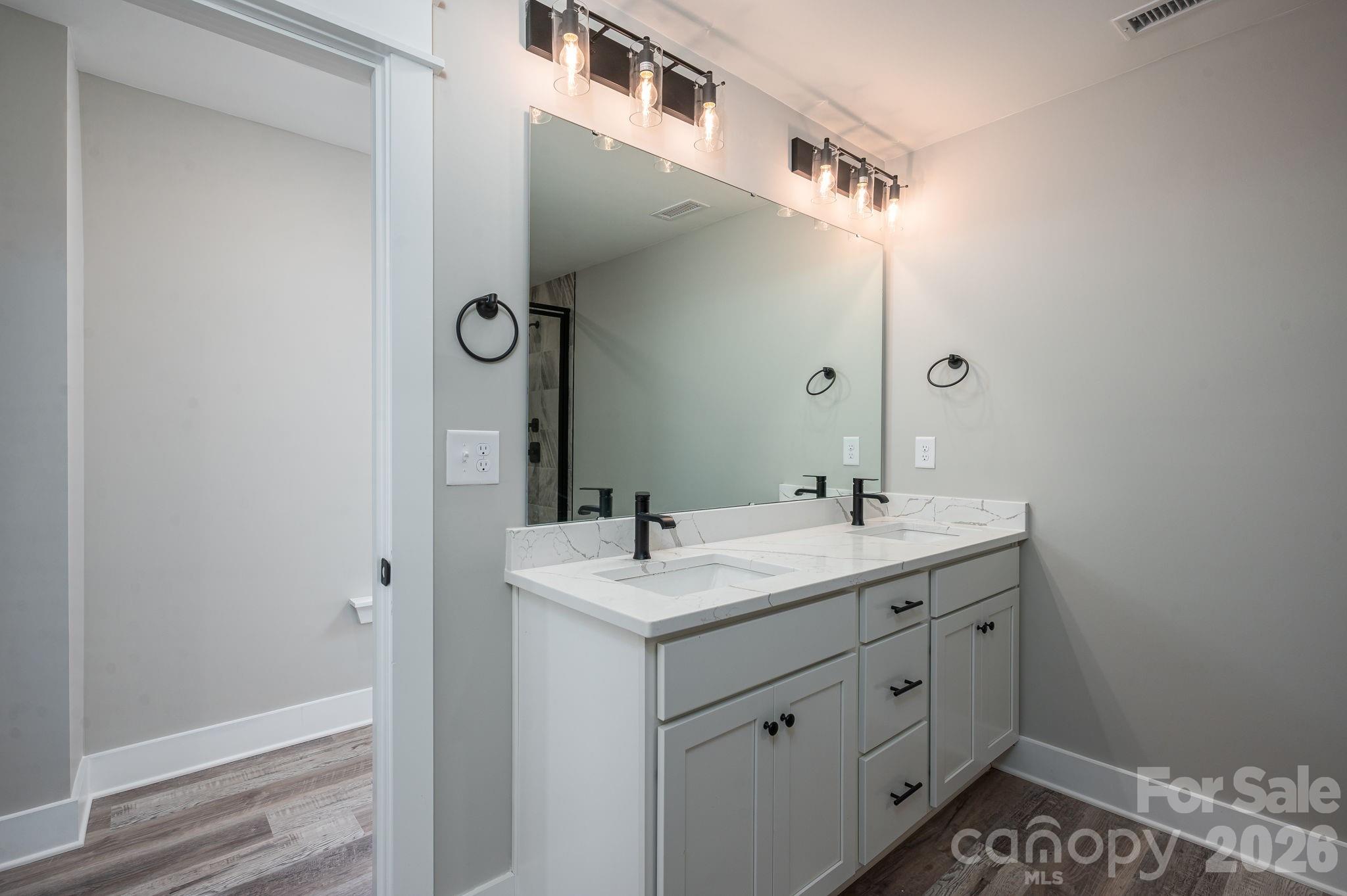 Cozy Cove - Residential