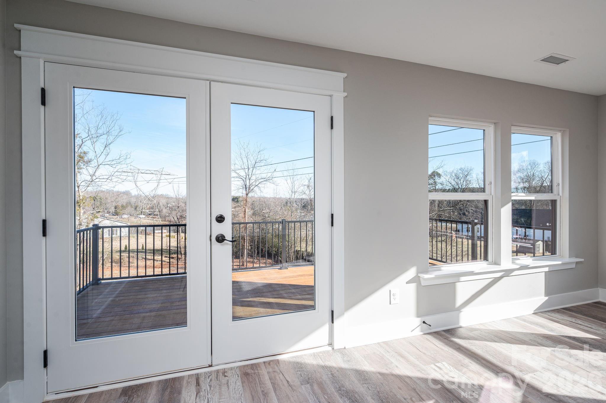 Cozy Cove - Residential