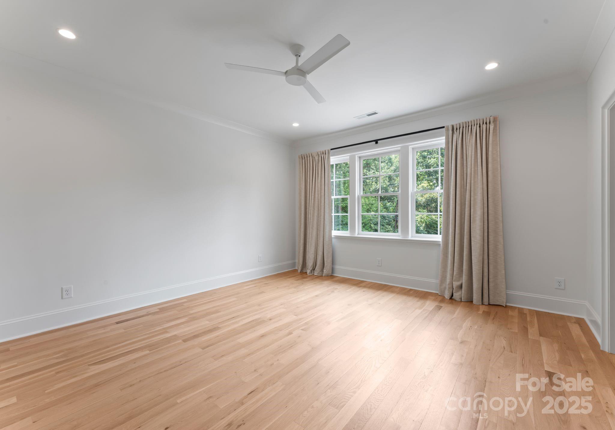 Lansdowne - Residential