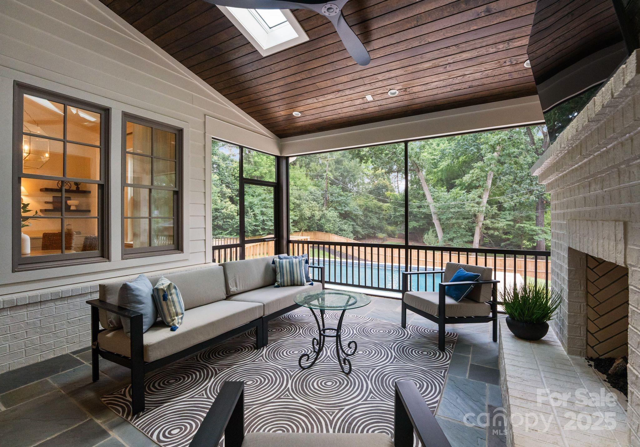 Lansdowne - Residential